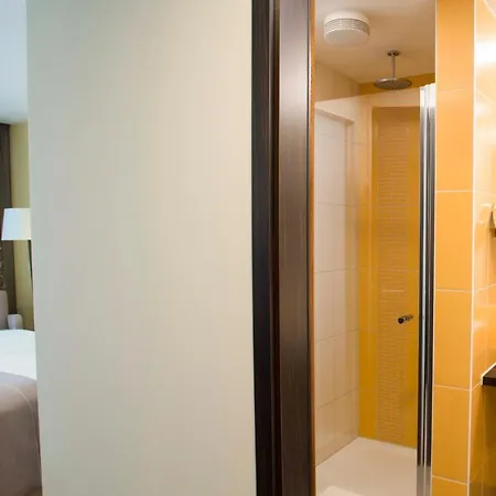 Heide & מלון באד דיבן