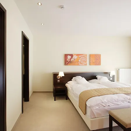 Heide & Hotell 4*